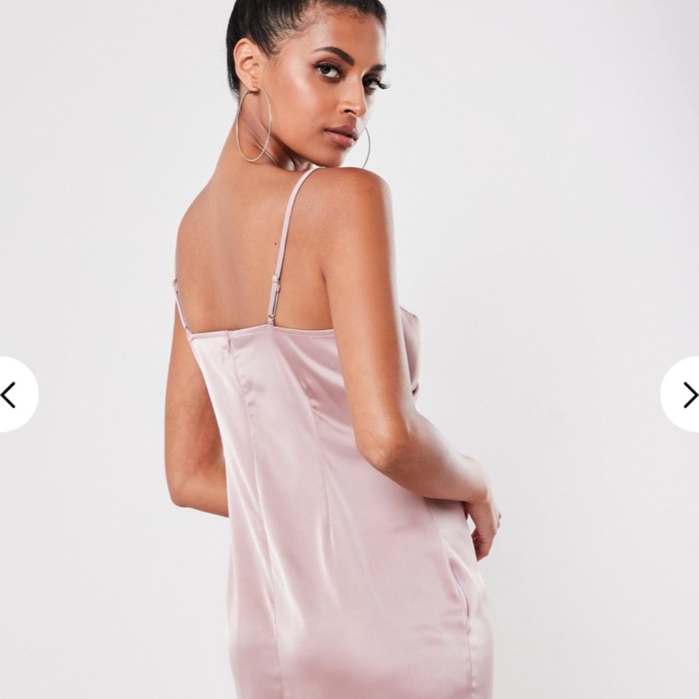 Missguided satin pink dress - Picture 2 of 4